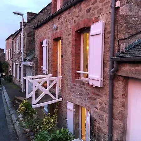 Dom wakacyjny Le Du Petit Pont *