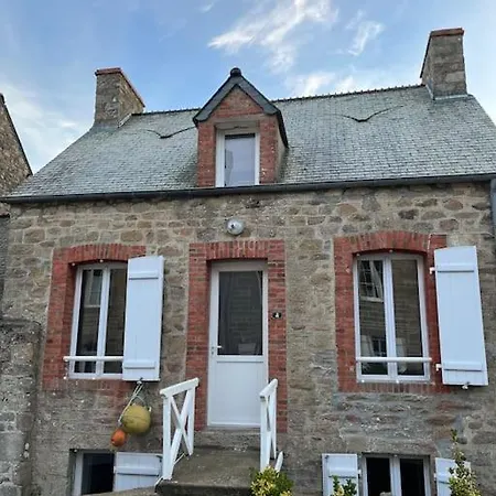 Le Du Petit Pont Dom wakacyjny *